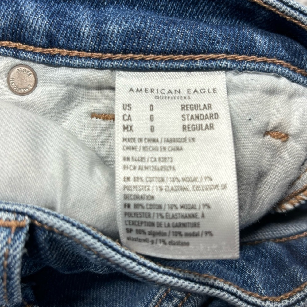 American Eagle Jeans Womens 0 Mom Jean Stretch Classic Distressed Raw Hem Holes - Picture 4 of 6